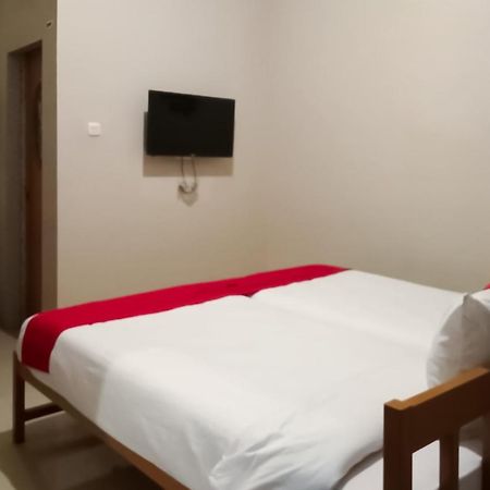 Reddoorz At Joyce Guest House Medan Dış mekan fotoğraf