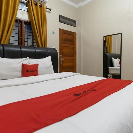 Reddoorz At Joyce Guest House Medan Dış mekan fotoğraf
