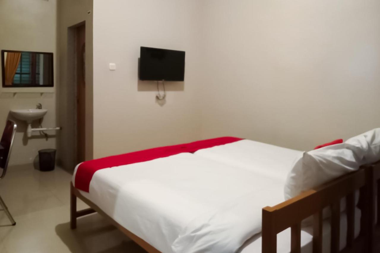 Reddoorz At Joyce Guest House Medan Dış mekan fotoğraf