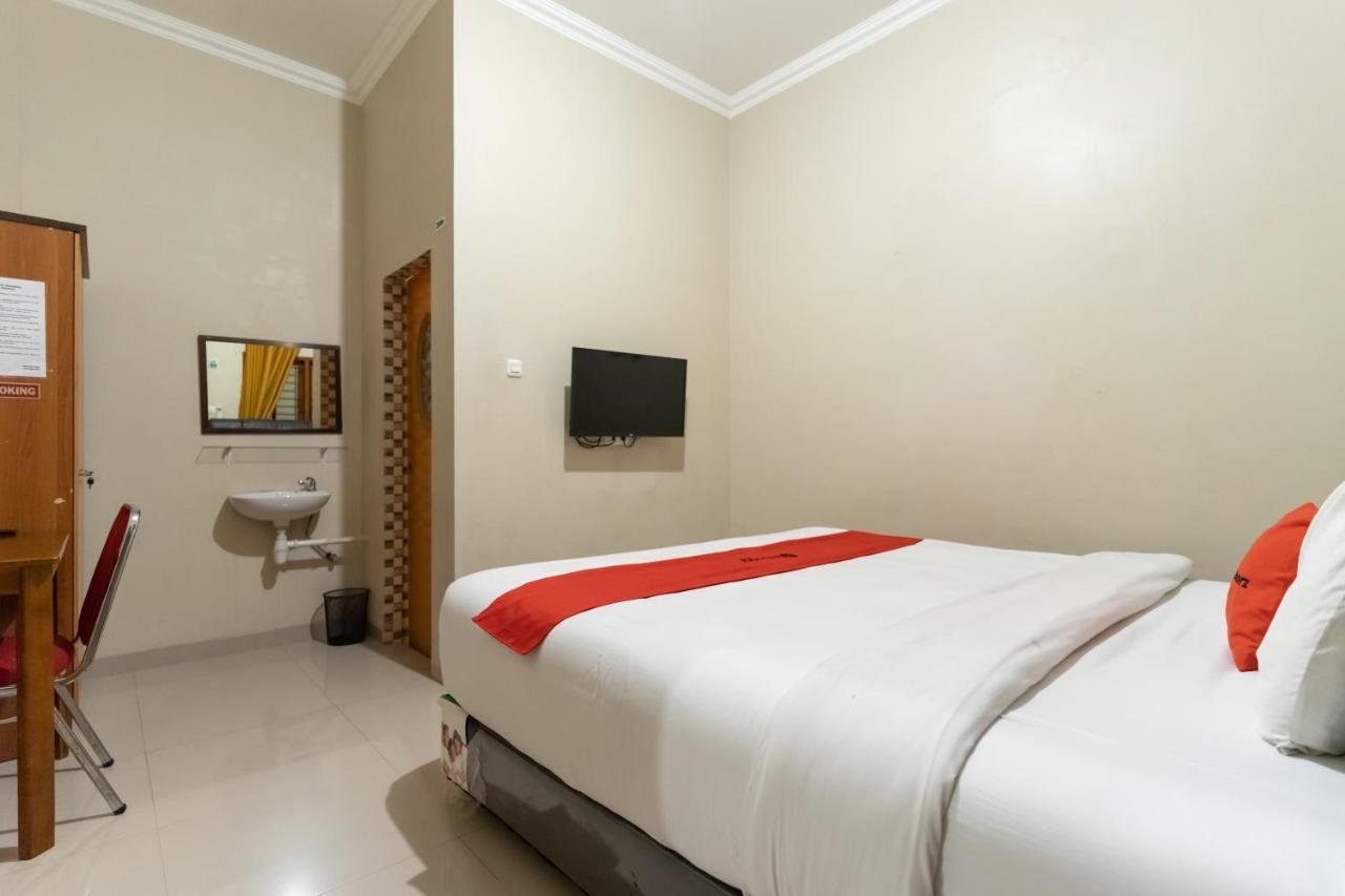 Reddoorz At Joyce Guest House Medan Dış mekan fotoğraf