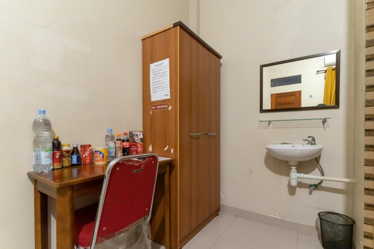 Reddoorz At Joyce Guest House Medan Dış mekan fotoğraf