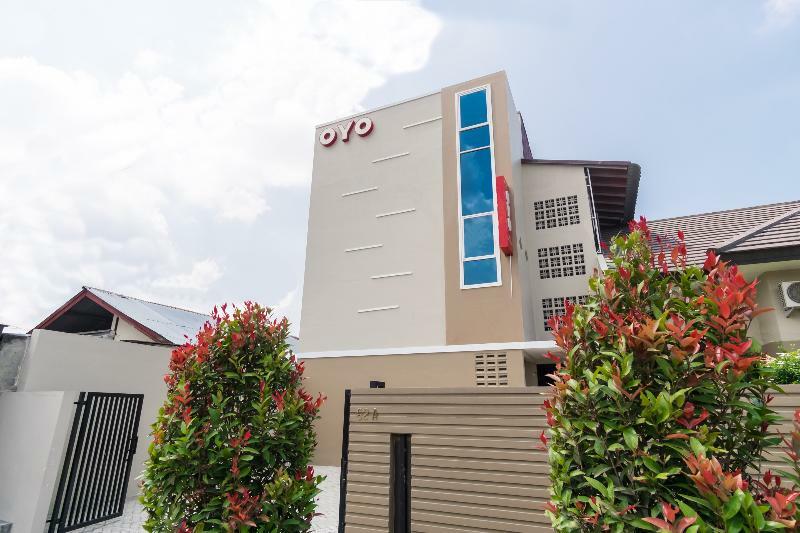 Reddoorz At Joyce Guest House Medan Dış mekan fotoğraf